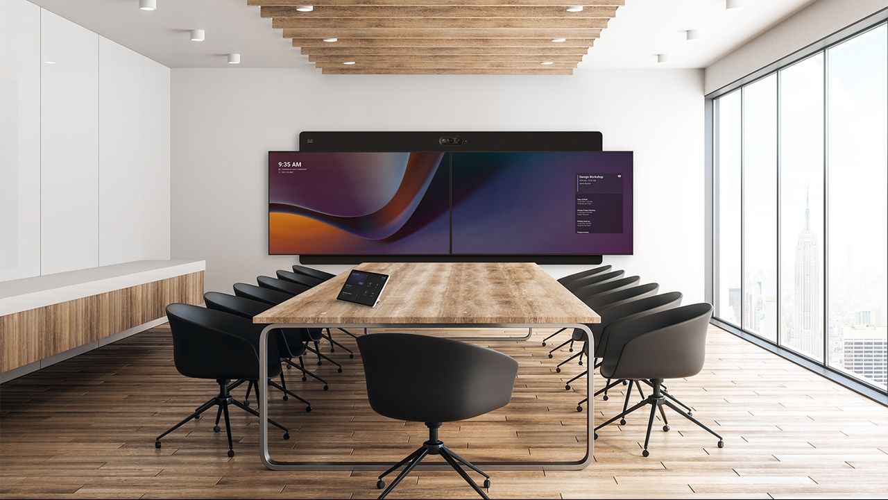Модерна заседателна зала с Microsoft Teams дисплей